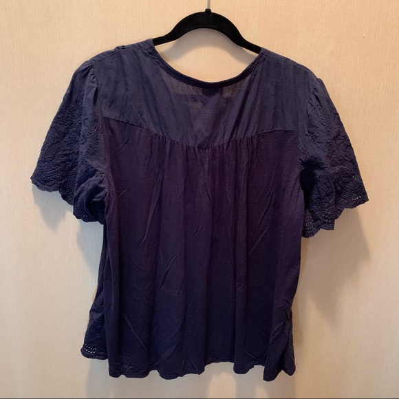 Knox Rose Plus Size Eyelet Lace Short Sleeve Top - Picture 4 of 10